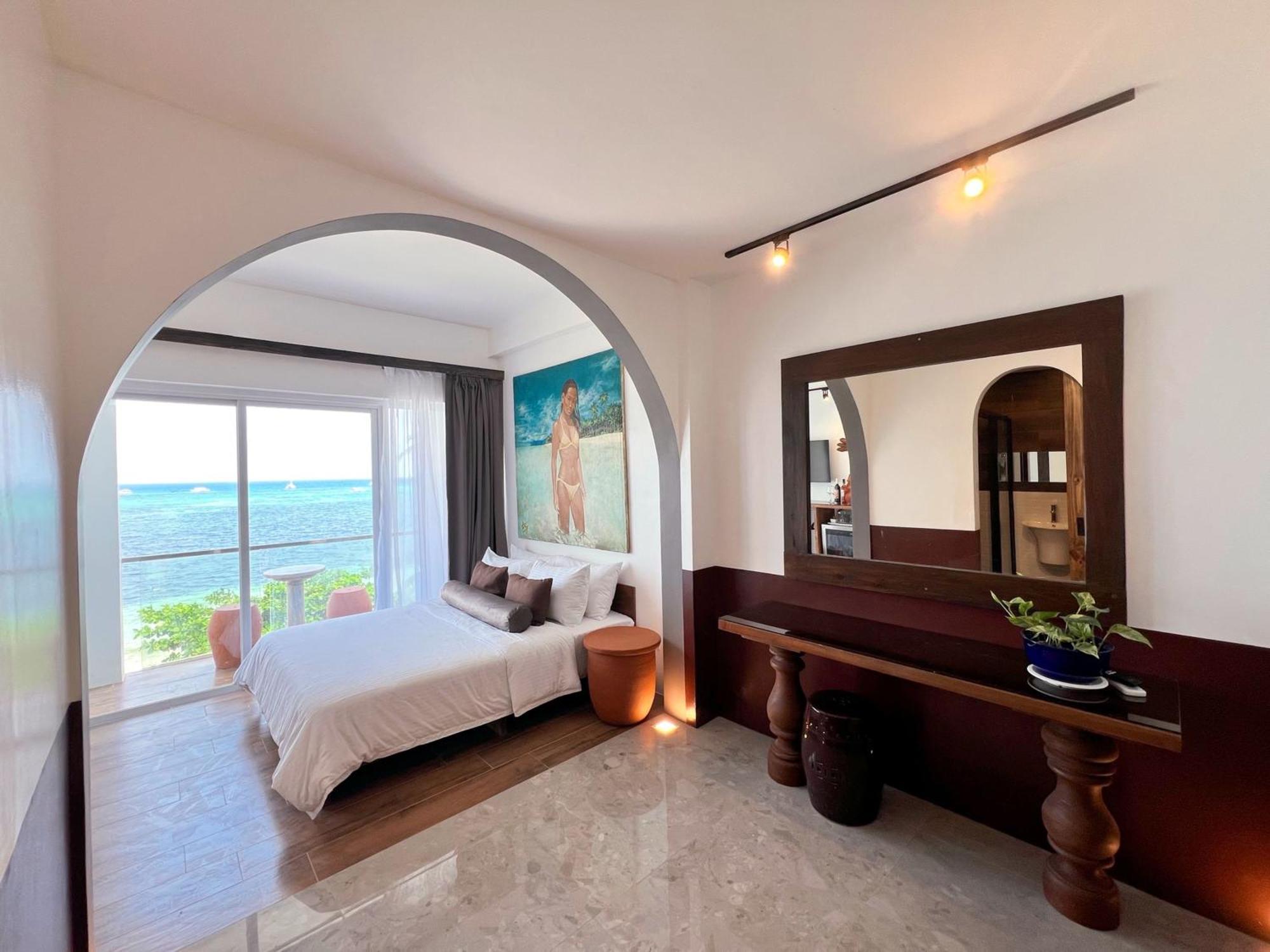 Palassa Private Residences Balabag  Rum bild